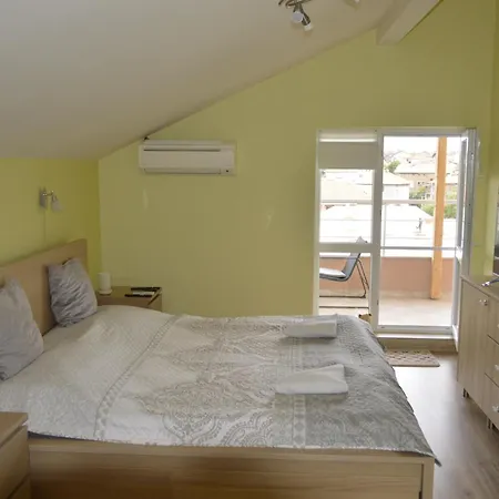 Apartamento Albatros Comfort Like Chernomorets